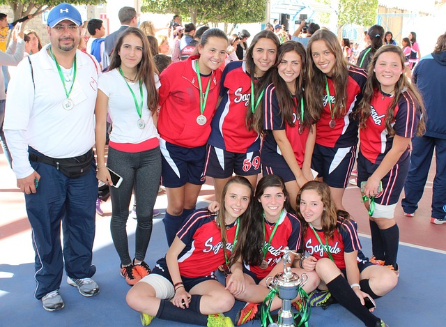 詹姆斯和库 詹姆斯和库