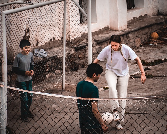 于对手防线 于对手防线